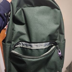 Lululemon Everywhere Backpack 22LTech Canvas in Legacy Green/Grey Eucalyptus